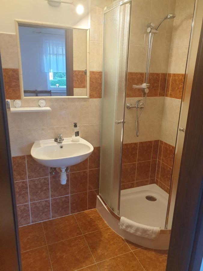Pokoje U Mikolaja Kamien Pomorski Exterior foto